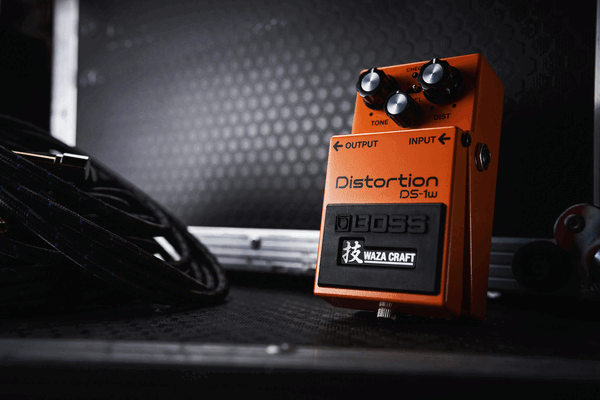 BOSS DS-1W Pedal Distorção Edição Especial WAZA CRAFT