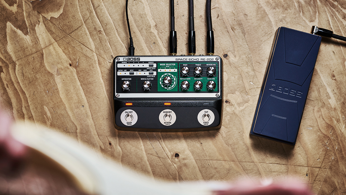 BOSS RE-202 SPACE ECHO Pedal Digital Delay Reverb