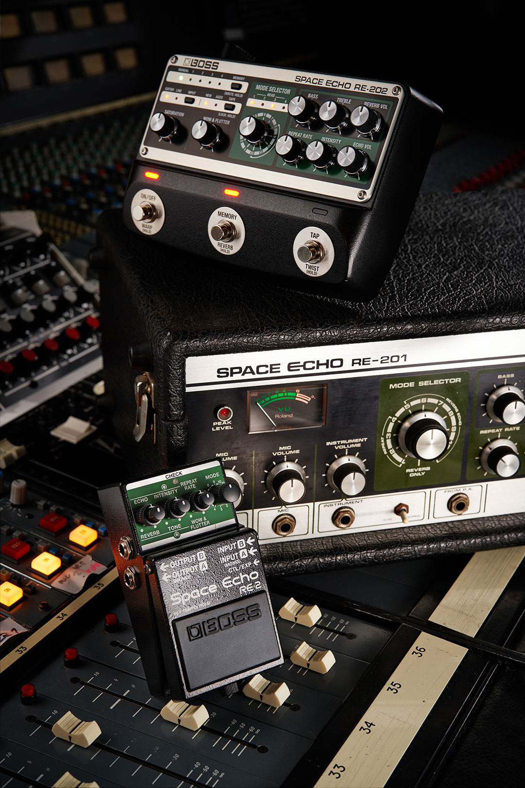 BOSS RE-202 SPACE ECHO Pedal Digital Delay Reverb