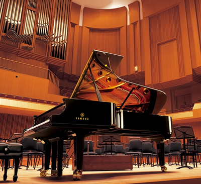 yamaha CFX