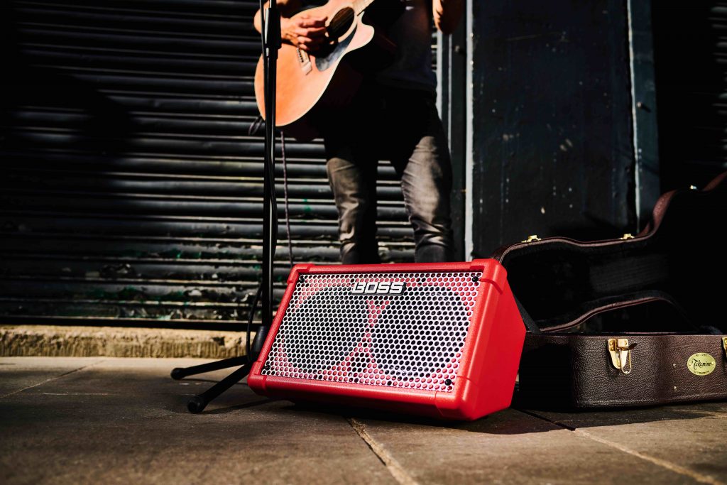 BOSS CUBE STREET II RED Coluna Portátil Stereo MULTI-INSTRUMENTOS