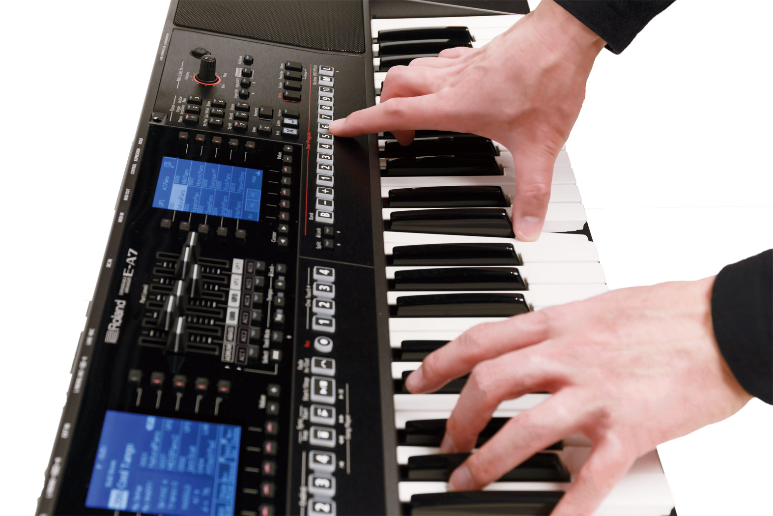 Roland E-A7 Expandable Arranger Workstation