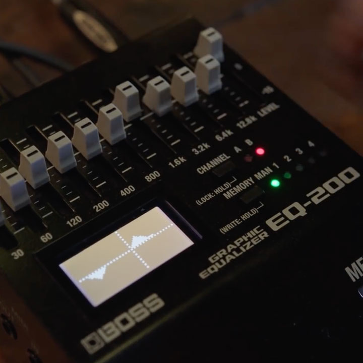 BOSS EQ-200 Pedal Equalizador Gráfico Profissional 96 kHz 32-bits