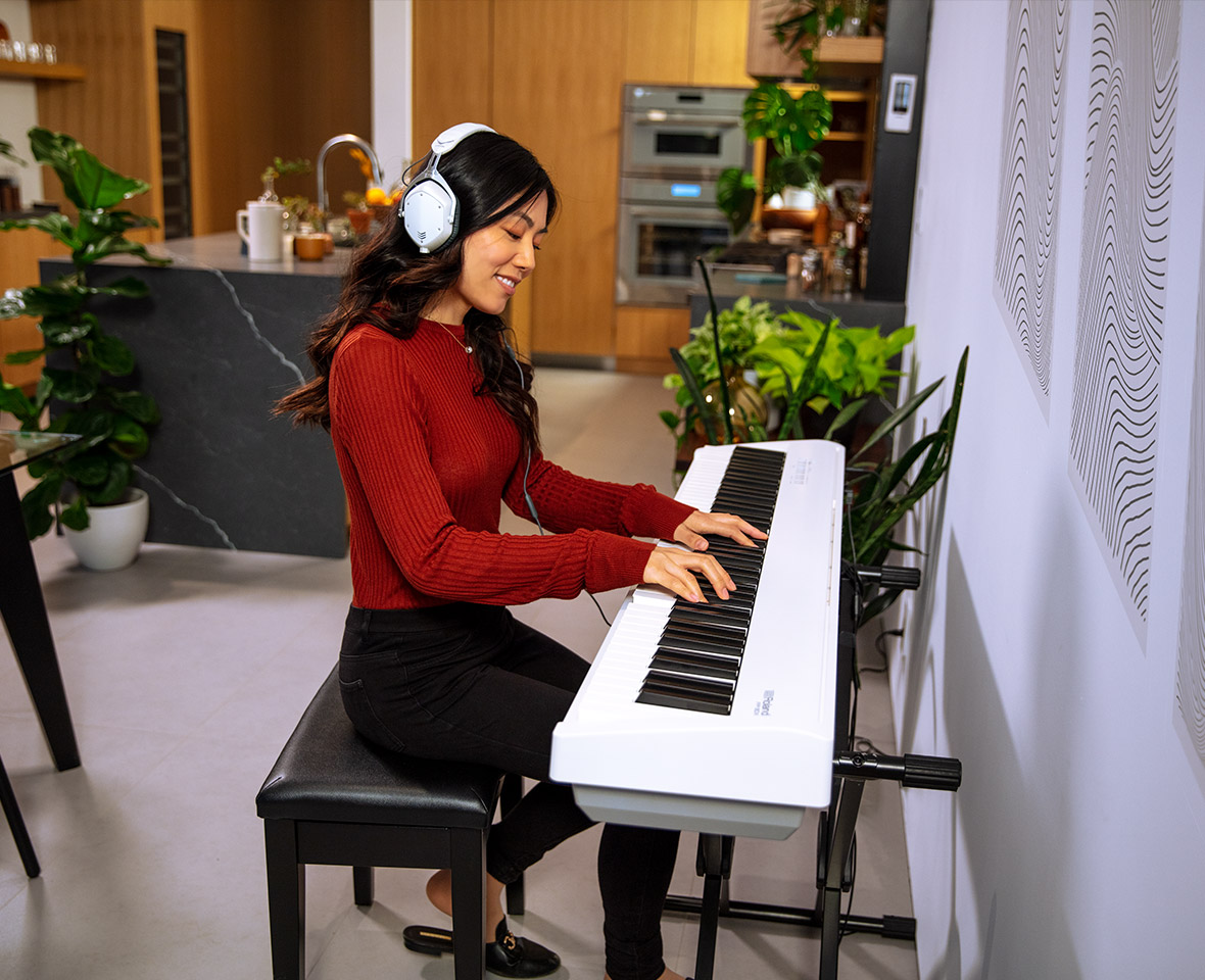 Roland FP-30X WH Piano Portátil branco USB Bluetooth