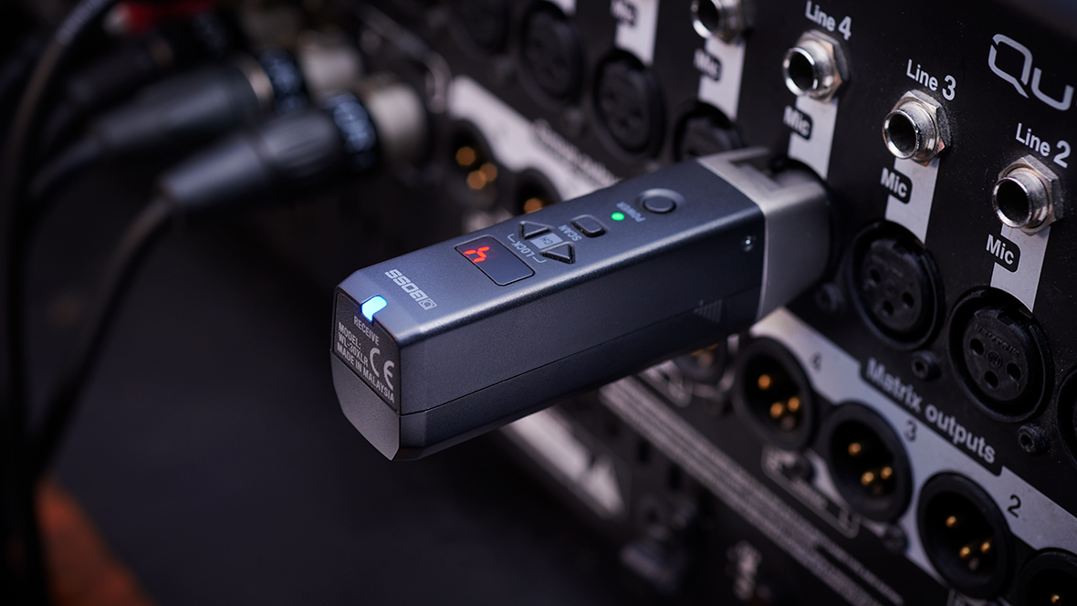 BOSS WL-30XLR Sistema Sem Fios XLR para Microfones Dinâmicos